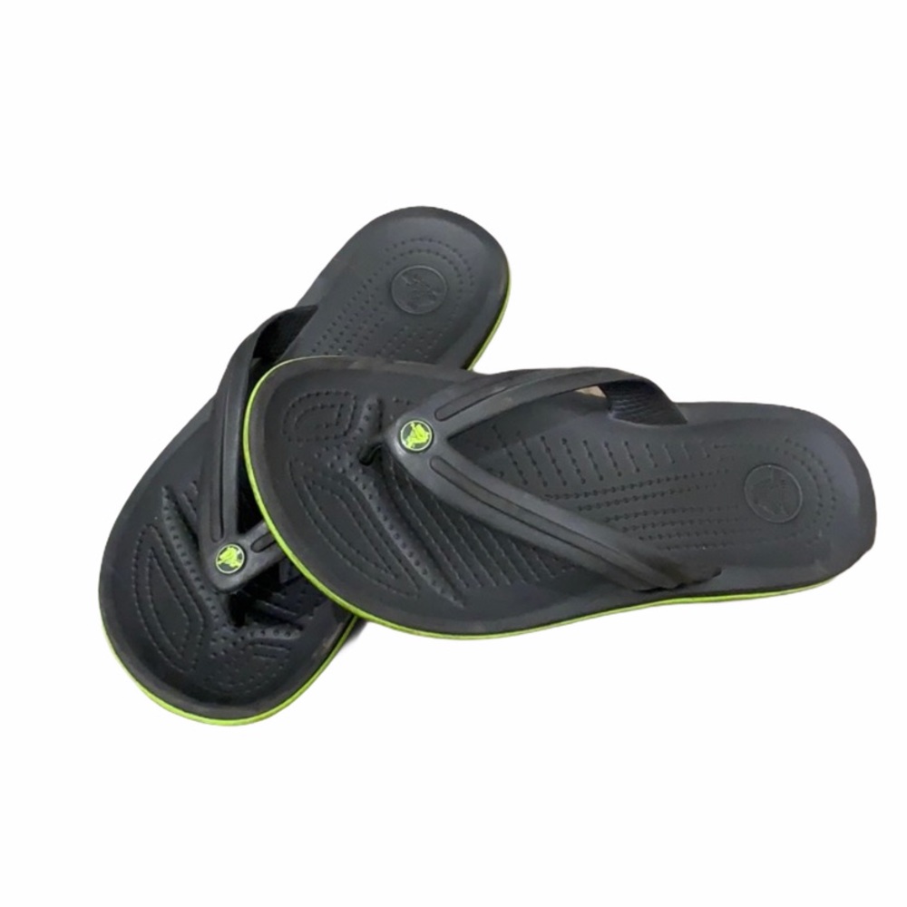 Crocs size 6 boys